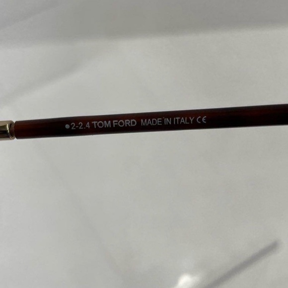 Tom Ford TF320 Women’s Black Gradient Lens Cat-Eye Sunglasses - Picture 5 of 6